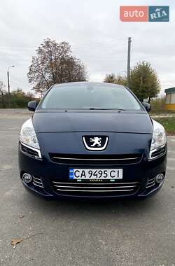 Мінівен Peugeot 5008 2011 в 