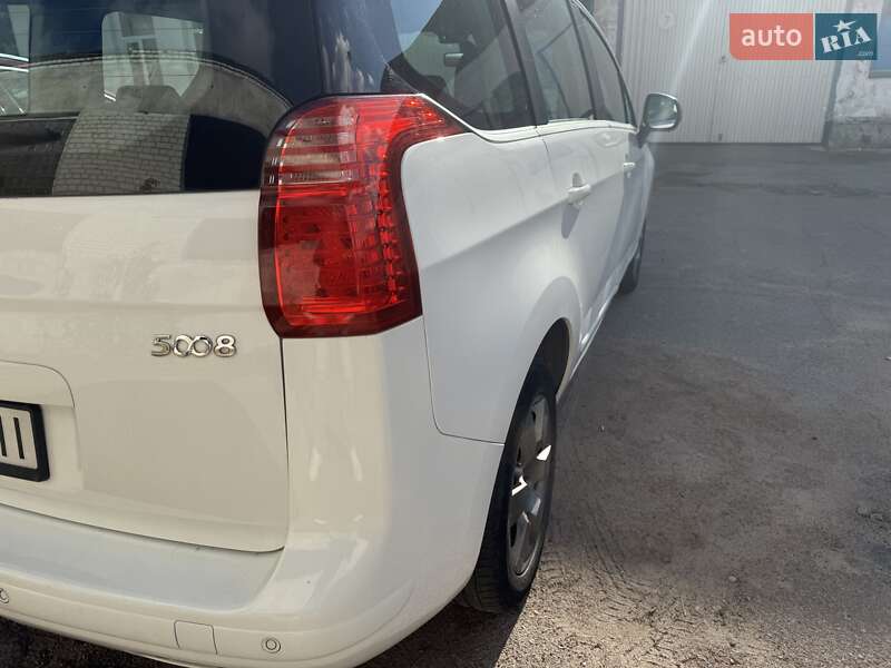 Мікровен Peugeot 5008 2016 в Житомирі