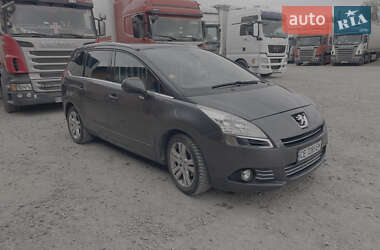 Мікровен Peugeot 5008 2009 в Хотині