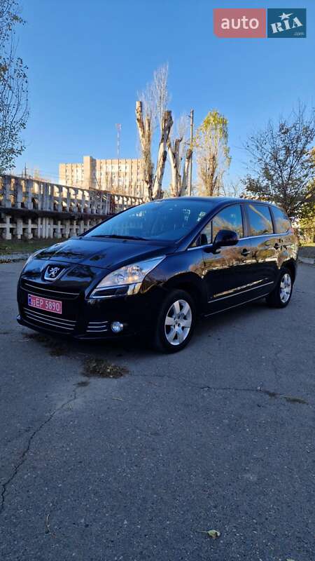 Мікровен Peugeot 5008 2011 в Миколаєві