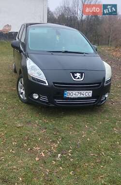 Микровэн Peugeot 5008 2011 в Тернополе