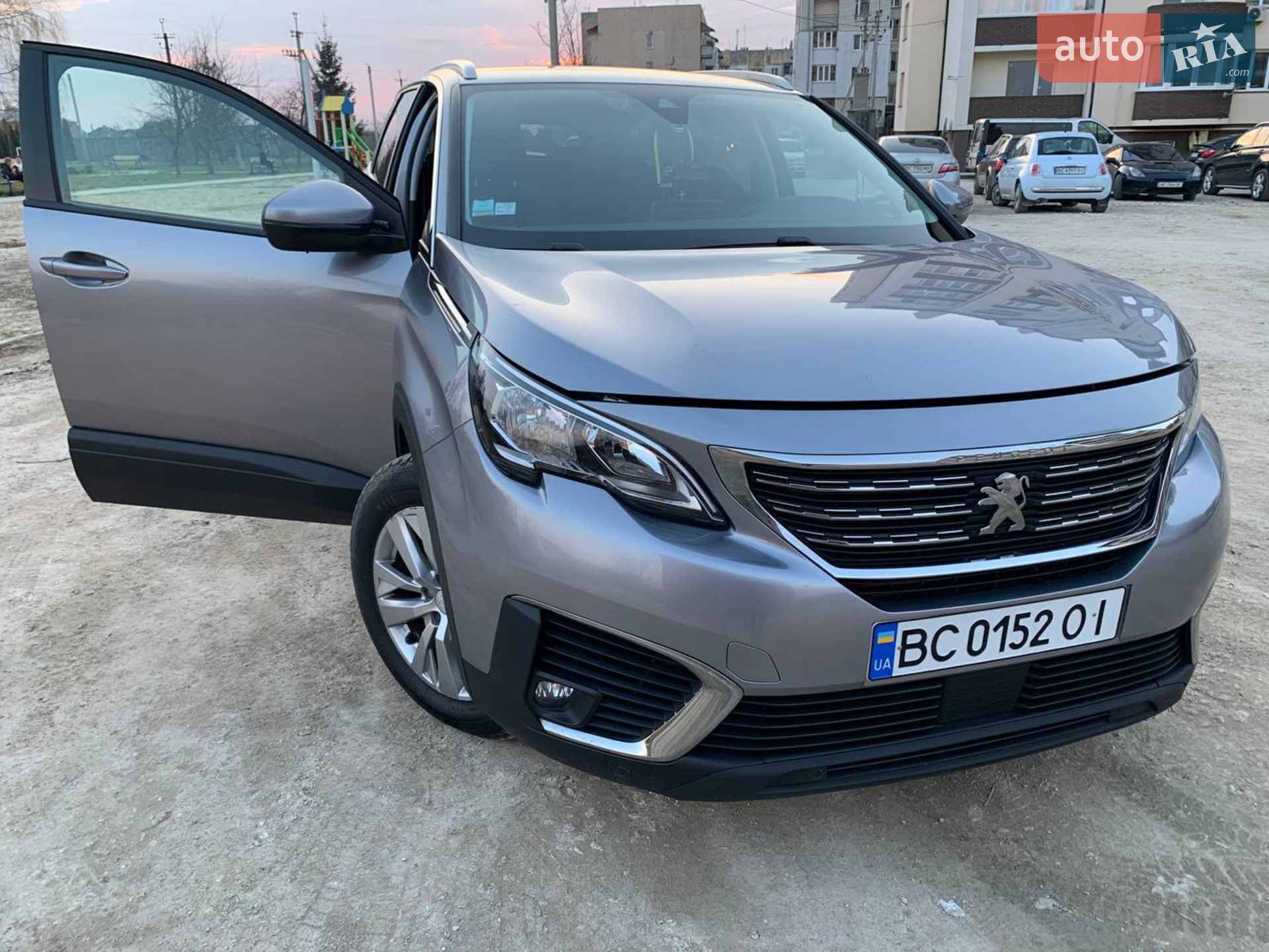 2017 Peugeot 5008 - мініатюра 11