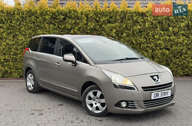 Мікровен Peugeot 5008 2012 в Стрию