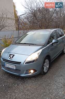 Мікровен Peugeot 5008 2010 в Тернополі