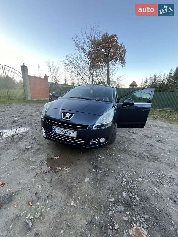 Мікровен Peugeot 5008 2013 в Перемишлянах