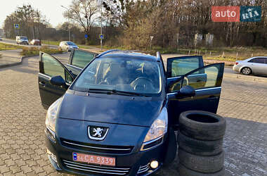 Мікровен Peugeot 5008 2012 в 