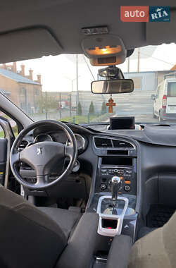 Мікровен Peugeot 5008 2010 в Чернівцях