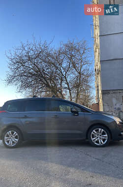 Микровэн Peugeot 5008 2010 в Кропивницком