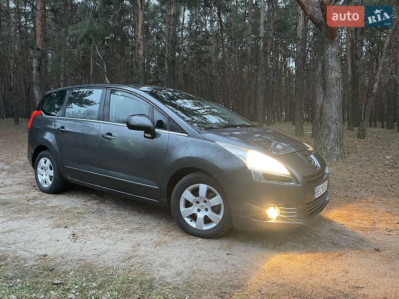 Мікровен Peugeot 5008 2011 в Миколаєві