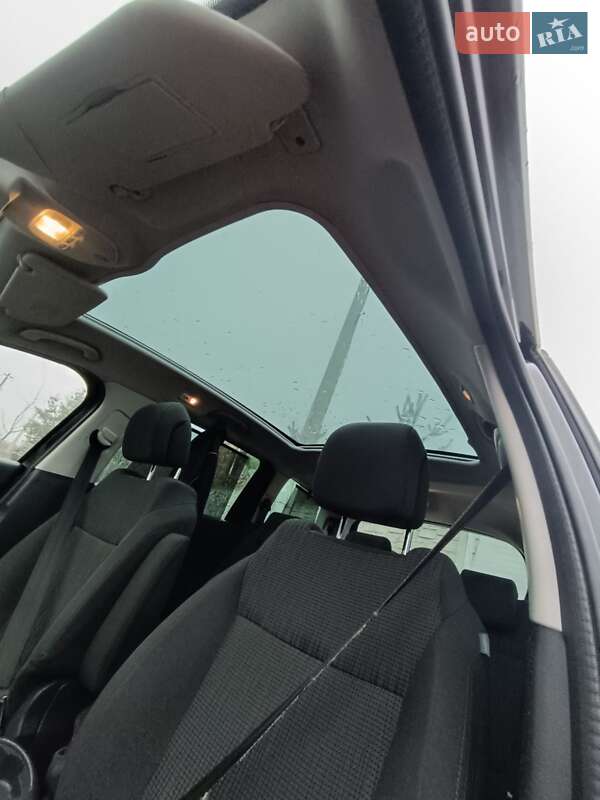 Мікровен Peugeot 5008 2013 в Харкові