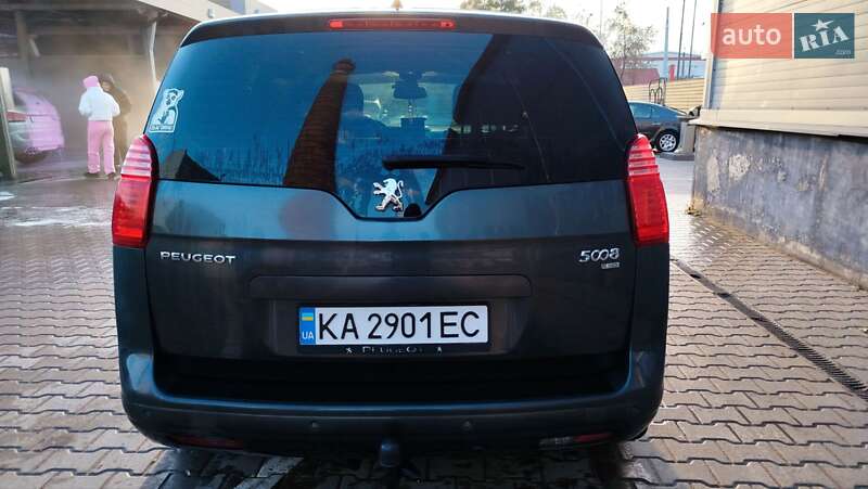 Микровэн Peugeot 5008 2012 в Житомире
