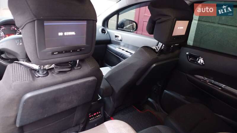 Микровэн Peugeot 5008 2012 в Житомире