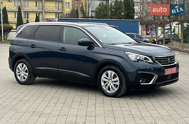 Позашляховик / Кросовер Peugeot 5008 2017 в Львові