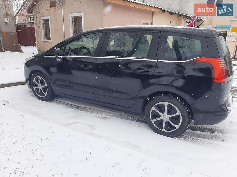 Мікровен Peugeot 5008 2013 в Дрогобичі