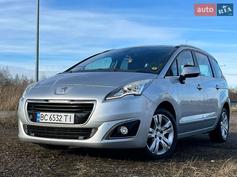 Микровэн Peugeot 5008 2014 в Львове