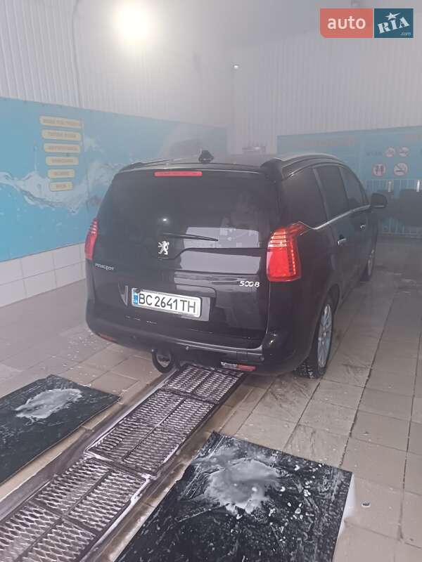 Мікровен Peugeot 5008 2010 в Львові