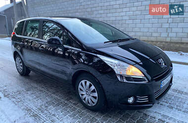 Микровэн Peugeot 5008 2010 в Костополе