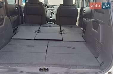 Микровэн Peugeot 5008 2016 в 