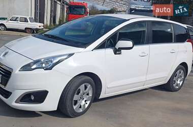 Микровэн Peugeot 5008 2016 в 