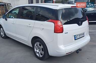 Микровэн Peugeot 5008 2016 в 