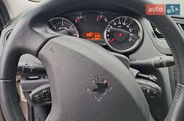 Микровэн Peugeot 5008 2011 в 