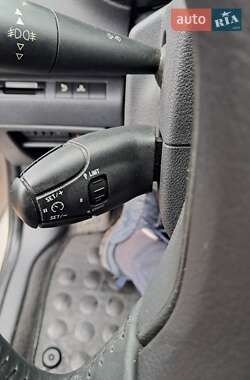 Микровэн Peugeot 5008 2011 в 