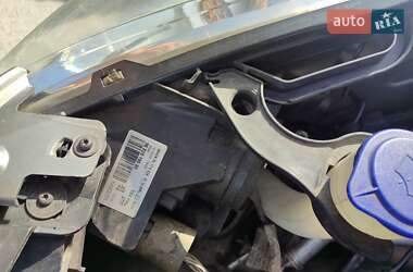 Мікровен Peugeot 5008 2012 в 