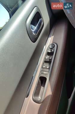 Мікровен Peugeot 5008 2012 в 