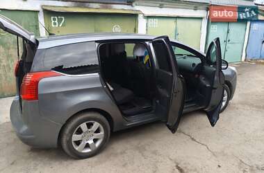 Микровэн Peugeot 5008 2011 в Ивано-Франковске