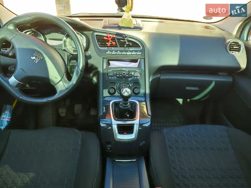 Peugeot 5008 2010 VIN VF30E5FV8AS327529 фото оголошення 14 з 62