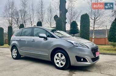 Микровэн Peugeot 5008 2016 в Калуше