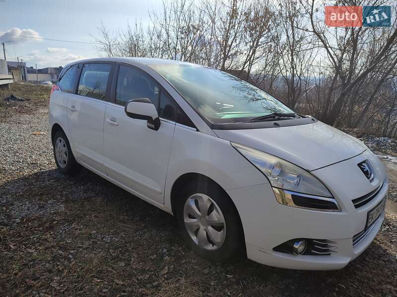 Мікровен Peugeot 5008 2012 в Рівному