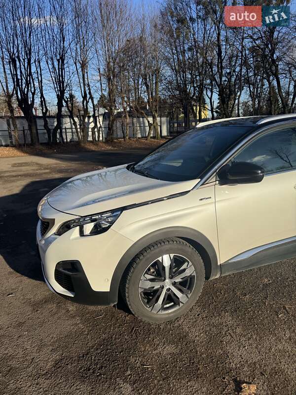 Позашляховик / Кросовер Peugeot 5008 2018 в Винниках