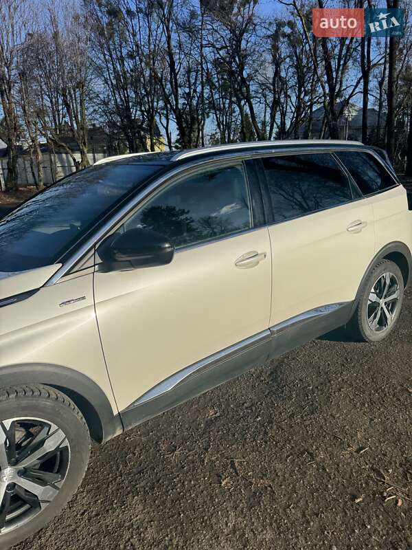 Позашляховик / Кросовер Peugeot 5008 2018 в Винниках