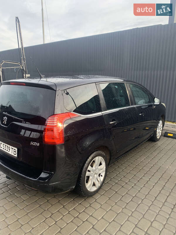 Микровэн Peugeot 5008 2009 в Винниках