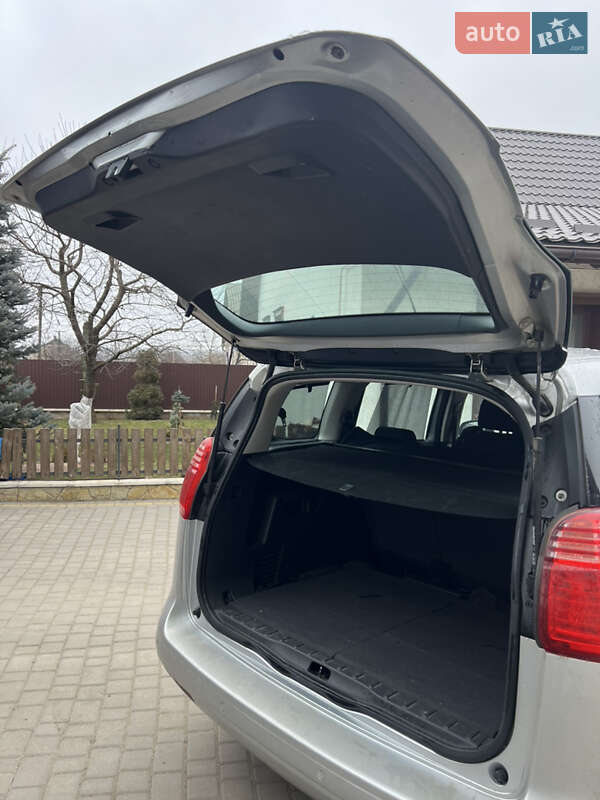 Мікровен Peugeot 5008 2010 в Вінниці