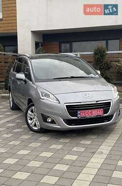 Микровэн Peugeot 5008 2016 в Стрые