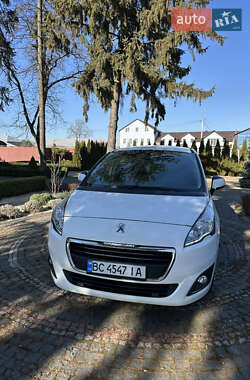 Микровэн Peugeot 5008 2015 в Львове