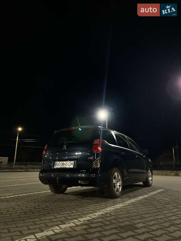 Мікровен Peugeot 5008 2015 в Тернополі