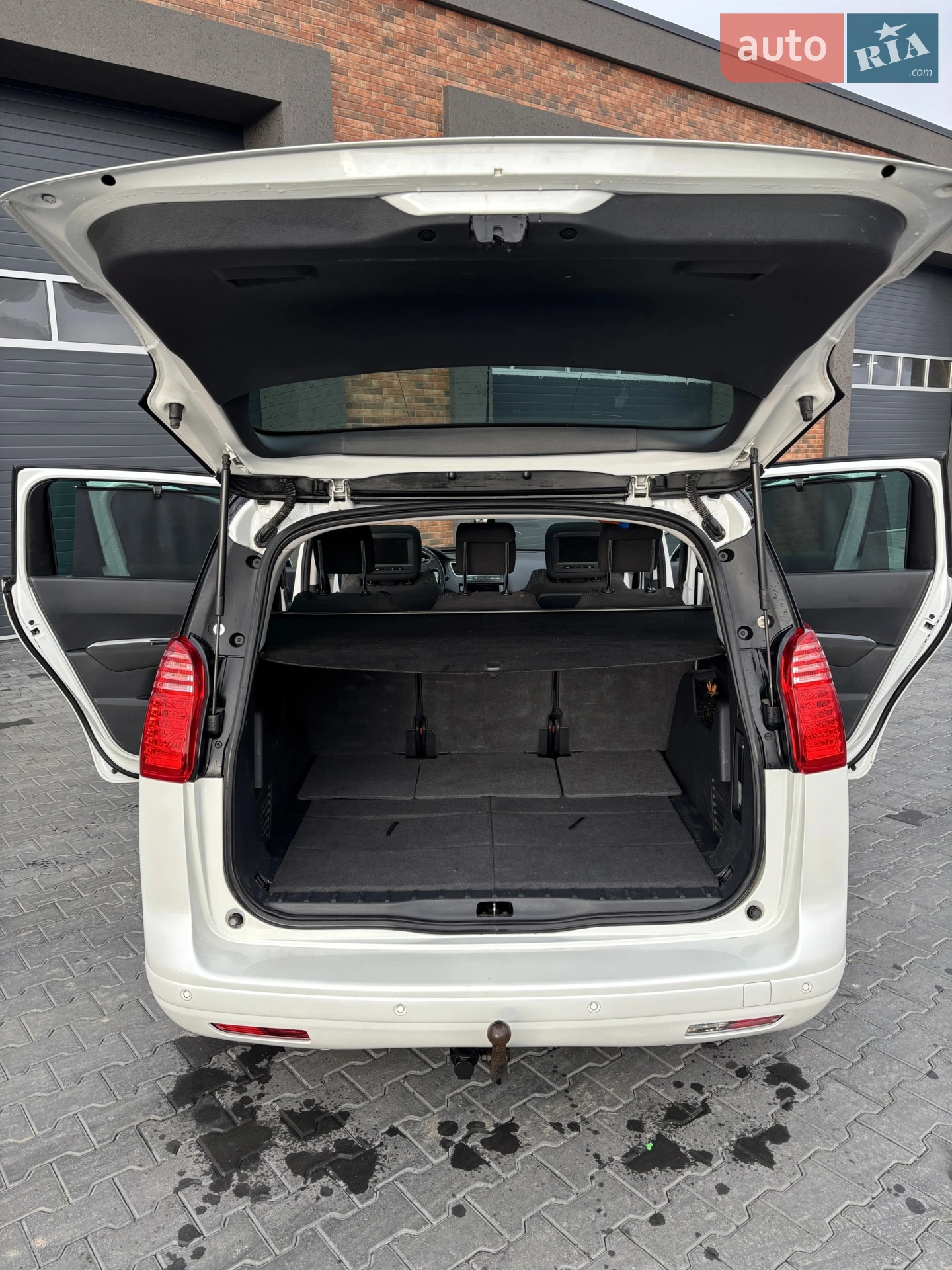 2012 Peugeot 5008 - мініатюра 10