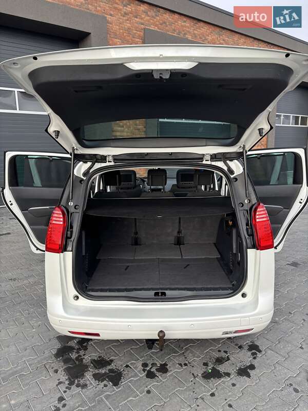 Мікровен Peugeot 5008 2012 в Чернівцях