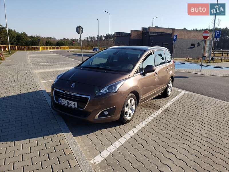 Микровэн Peugeot 5008 2014 в 