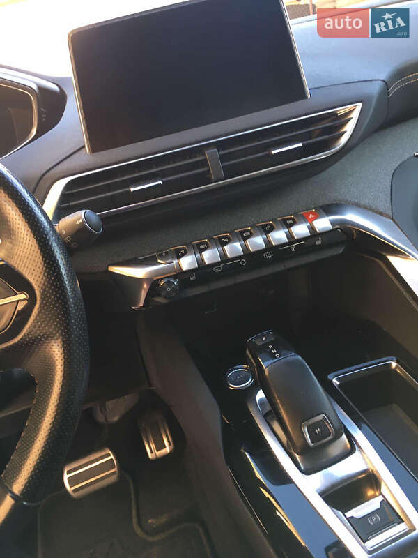 Позашляховик / Кросовер Peugeot 5008 2018 в Бродах фото 4 Позашляховик / Кросовер Peugeot 5008 2018 в Бродах