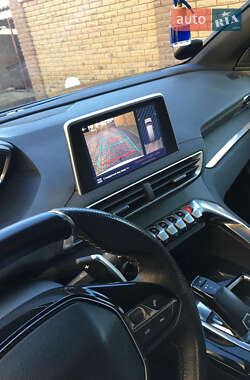 Позашляховик / Кросовер Peugeot 5008 2018 в Бродах