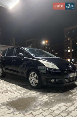 Микровэн Peugeot 5008 2012 в Тернополе