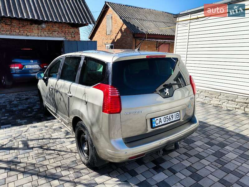 Мікровен Peugeot 5008 2012 в Черкасах