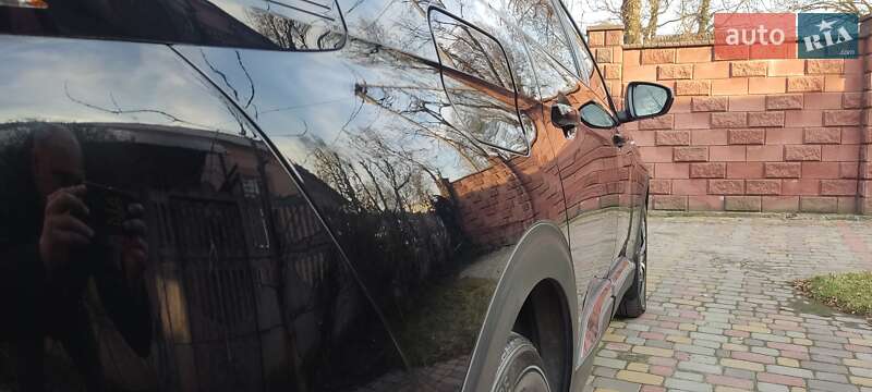 Внедорожник / Кроссовер Peugeot 5008 2017 в Ровно