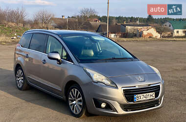 Микровэн Peugeot 5008 2015 в 