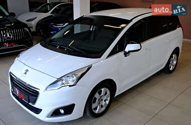 Микровэн Peugeot 5008 2015 в 