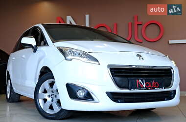 Микровэн Peugeot 5008 2015 в 